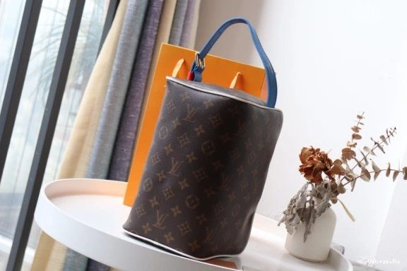 VUITTON BAG LVXNBA LOUIS TOILETRY 0318